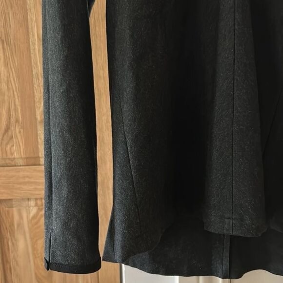 MARIE SAINT PIERRE small 1/2 zip long sleeve top - Picture 4 of 9